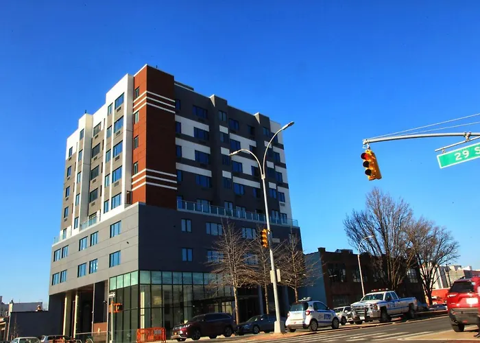 Liberty View Brooklyn Hotel